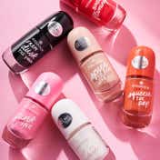 essence Gel Nail Color - 13 Bingo Flamingo (8 ml)