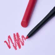 essence 8H Matte Comfort Lipliner - 07 Classic Red (0.3 g)