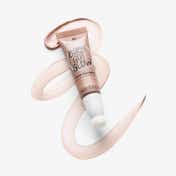 essence Baby Got Glow Liquid Highlighter - 10 Sassy in Silk (10 ml)