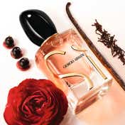 Giorgio Armani Si Eau de Parfum Intense Mother's Day Gift Set (100 ml EDP + 15 ml EDP + Body lotion 50 ml)