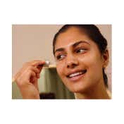 The Body Shop Vitamin C Eye Glow Serum (10 ml)