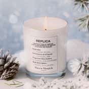 Maison Margiela Winter Stroll Candle Limited Edition (165 g)