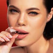Makeup Revolution I Heart Revolution Sweet Chilli Plumping Lip Oil - Clear (4 ml)