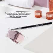 VEGA Professional Smudging Smoky Liner Brush - VPPMB-24