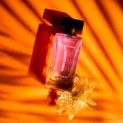 Giordano Sunset Stroll Eau De Parfum (100 ml) with Base Note as Musky Dry Amber