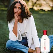 Tommy Hilfiger Tommy Girl Forever (30 ml) with Sandalwood, Cedarwood and Amber as Base Notes