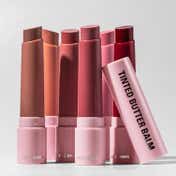 Kylie Cosmetics Makeup Tinted Butter Balm - 420-Moving On (2.4 g)