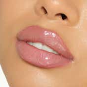 Kylie Cosmetics High Gloss - 323-Daddy'S Girl (3.3 ml)