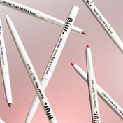 Blur India  Darker Than My Ex's Soul Kajal + Lip Liner - Red (0.35 g)