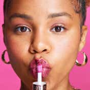 Makeup Revolution Pout Bomb Shimmer Gloss - Berry Lustre (4.5 ml)