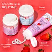 First Aid Beauty KP Bump Eraser Body Scrub 10% AHA Strawberry (226 g)