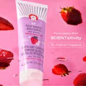 First Aid Beauty KP Bump Eraser Body Scrub 10% AHA Strawberry (56.7 g)