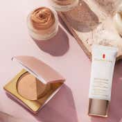 Elizabeth Arden Flawless Finish Skincaring Pressed Powder - Medium Deep (9.9 g)