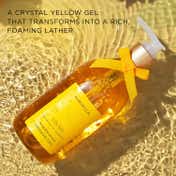 Kimirica Vivah Shower Gel for Hydrating & Refreshing Bath (300 ml)