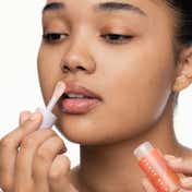 FENTY SKIN Fenty Treatz Hydrating + Strengthening Lip Oil - Kalahari Melon (5.6 ml)