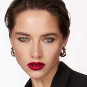 Colorbar Sinful Matte Liquid Lipstick - Red Room (3 g)