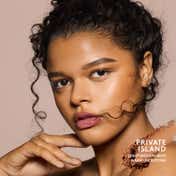 FENTY BEAUTY Sun Stalk'r Instant Warmth Bronzer - 02 Private Island (6.23 g)
