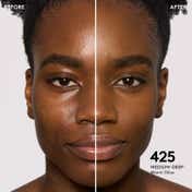 FENTY BEAUTY Soft'Lit Naturally Luminous Foundation - 425 (32 ml)