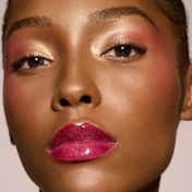 FENTY BEAUTY Gloss Bomb Universal Lip Luminizer - Fuchsia Flex (9 ml)