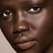 FENTY BEAUTY Stunna Lip Paint Longwear Fluid Lip Color - 04 Unveil (4 ml)