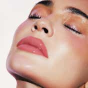 Kylie Cosmetics Supple Kiss Lip Glaze Gloss - Rose Bloom 003 (3 ml)
