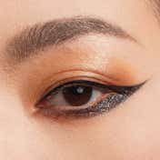 Oulac Liquid Diamond Glow Color - SA01-Sand (5.8 g)
