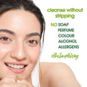 Simple Refreshing Facial Wash 100% Soap Free Perfect for Sensitive Skin (250 ml)