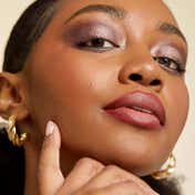 Milani Gilded Eyeshadow Sticks - 06 Lily (1.6 g)