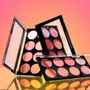 Makeup Revolution Ultra Blush Palette - Hot Spice (12.8 g)