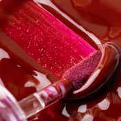 Europe Girl Lip Glass Pro - G10 Crushed Berry (5 g)
