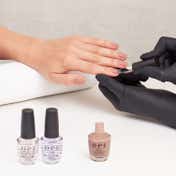The New OPIcons Collection Nail Lacquer - Put it in Airplane Mode (15 ml)