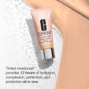 CLINIQUE Moisture Surge Sheertint Tinted Hydrator SPF25 - 02 Universal Light (40 ml)
