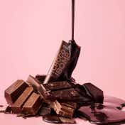 essence Choco Bomb Shiny Lipgloss - 01 Chocoholic! (10 ml)
