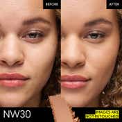 M.A.C Studio Fix Powder Plus Foundation - NW30 (12 g)