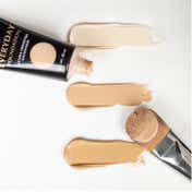 Miss Claire Everyday Foundation - Fr-04 Warm Vanilla (30 ml)