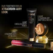 Lakme Xtraordin-airy Mattereal Mousse Foundation Matte Finish Has SPF8 - 06 Almond Honey (25 g)