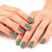 Lakme 9To5 Overtime Shine Nail Colour - Mint Twist (6 ml)