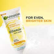 Garnier Bright Complete Vitamin C Facewash (100g)