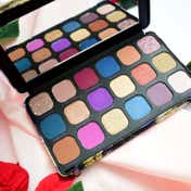 Makeup Revolution Forever Flawless Eyeshadow Palette - Eutopia (19.8 g)