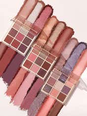 Makeup Revolution Ultimate Nudes Eyeshadow Palette - Medium (9 g)