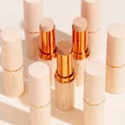 Makeup Revolution Fast Base Stick Foundation - F2 (6.2 g)