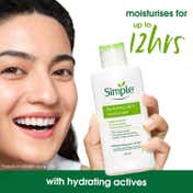 Simple Hydrating Light Moisturiser 12HR Hydration Non Greasy Moisturizer for a Smooth Skin (125 ml)