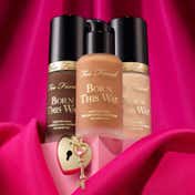 Too Faced Born This Way Foundation - Ivory (30 ml)