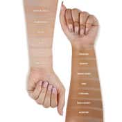 L.A. Girl Tinted Foundation - Tawny (30 ml)