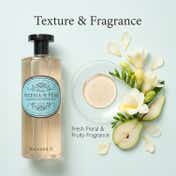 NATURALLY EUROPEAN Somerset Freesia & Pear Shower Gel (500 ml)