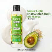 LOVE beauty AND planet Avocado Oil & Peptide Shampoo for Wavy Hair (200 ml)