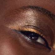 M.A.C Dazzleshadow Liquid Glitter - Flash and Dash (4.4 ml)