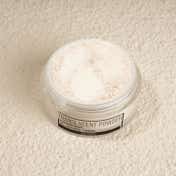 PAC Translucent Powder Controls Shine Prevents Flashbacks Lightweight - 02 (30 g)