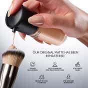 M.A.C Studio Fix Fluid SPF 15 Foundation - NC40 (30 ml)