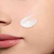 Clarins Bright Plus Moisturizing Gel Cream (50 ml)